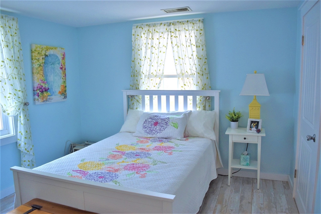 167 Breezy Point Road Yarmouth, MA 02664 - Photo 6 of 11