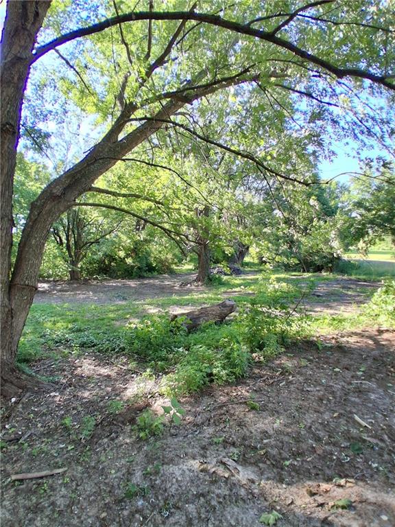 9404 Stillhouse Road Liberty, MO 64068 - Photo 49 of 52