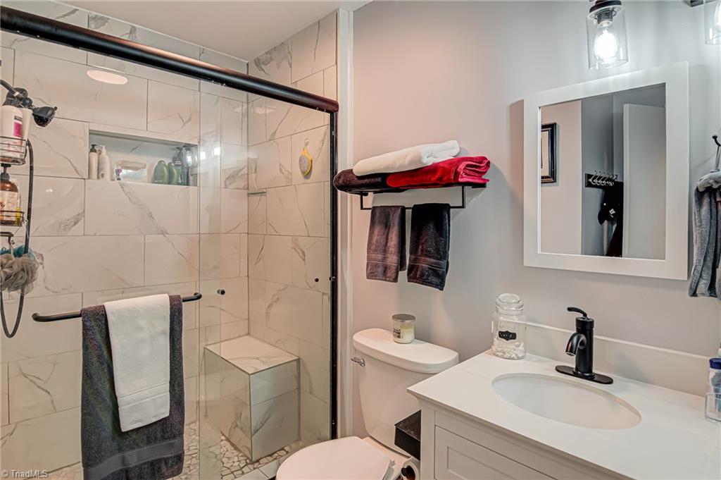 224 Lamplighter Circle Winston-Salem, NC 27104 - Photo 23 of 33