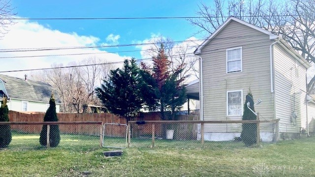 1597 Columbus Avenue Springfield, OH 45503 - Photo 1 of 13