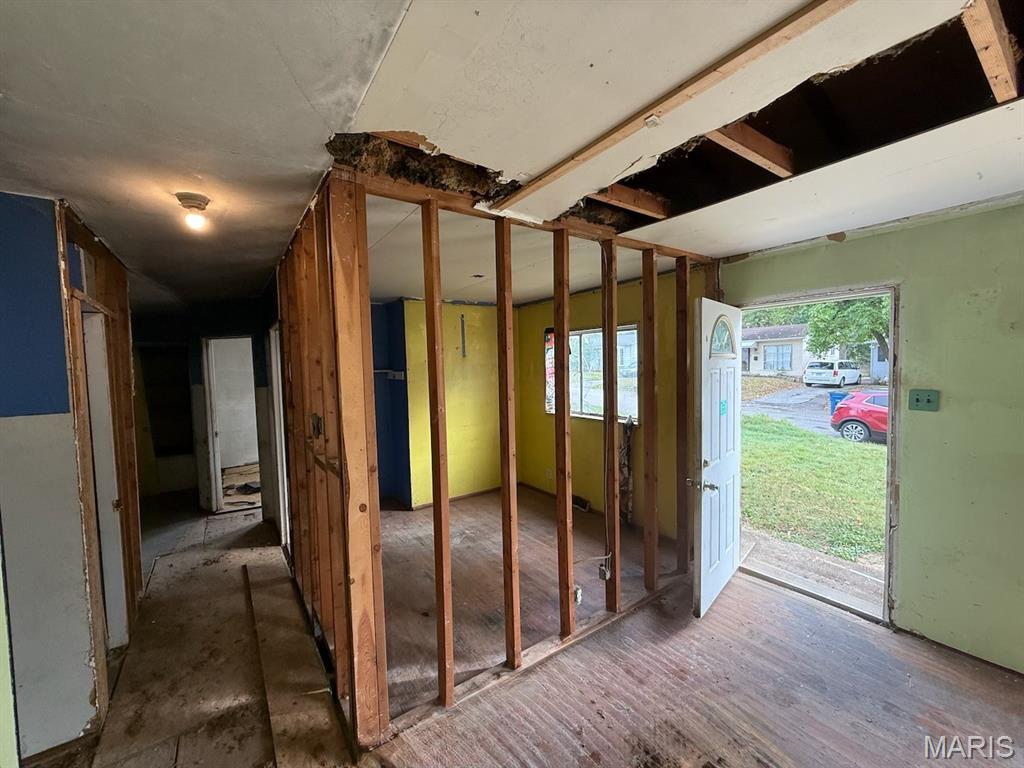 10517 Lord Drive St. Louis, MO 63136 - Photo 13 of 16