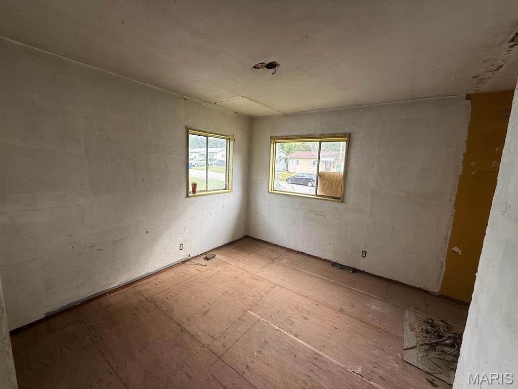 10517 Lord Drive St. Louis, MO 63136 - Photo 6 of 16