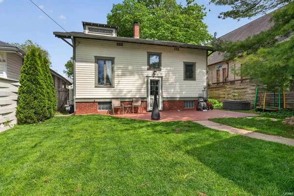 $229,000 | 1433 South Armstrong Street, Kokomo, IN 46902