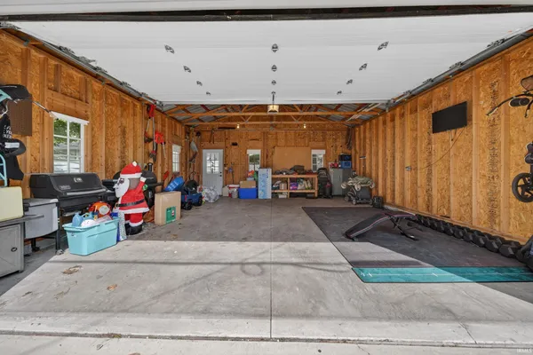 $229,000 | 1433 South Armstrong Street, Kokomo, IN 46902