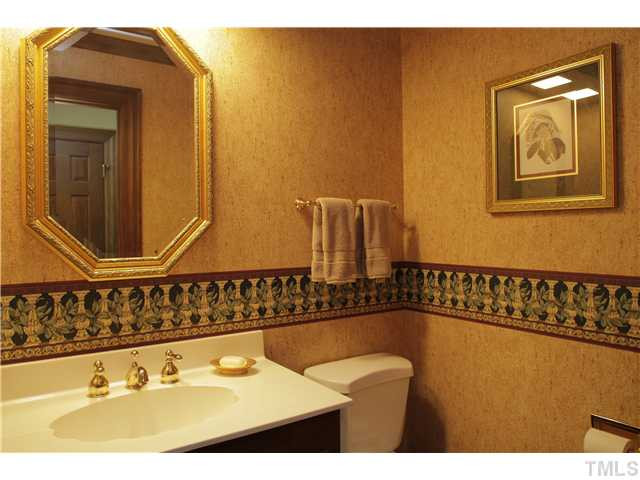 3512 Horseshoe Bend Raleigh, NC 27613 - Photo 11 of 25 Bathroom