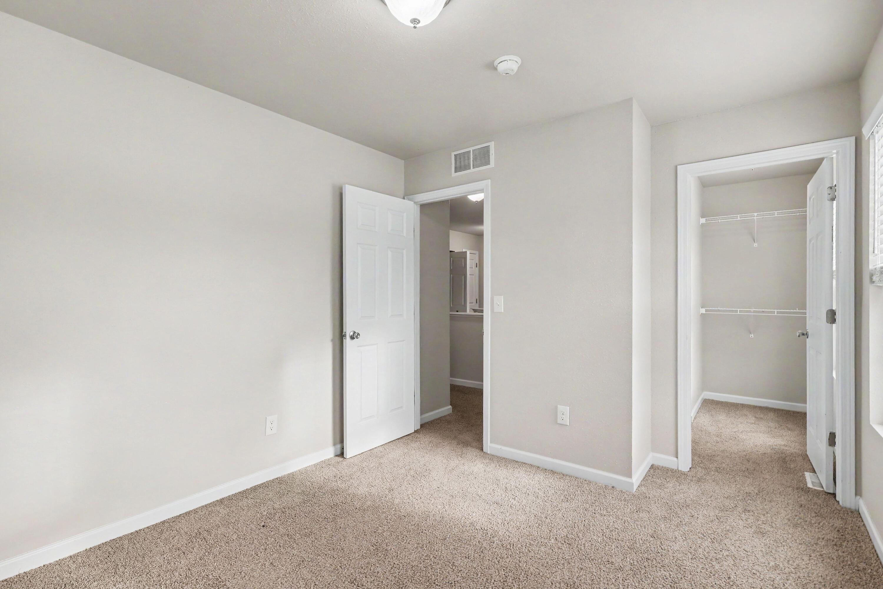 1040 Broken Ridge Drive Lansing, MI 48917 - Photo 19 of 24 025_file_4831
