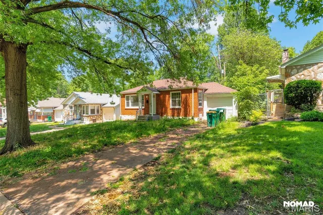 $1,350 | 8135 Bloom Drive, St. Louis, MO 63114