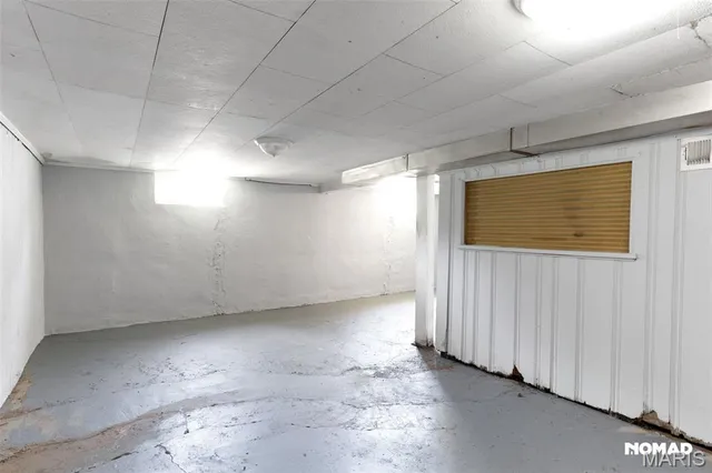 $1,350 | 8135 Bloom Drive, St. Louis, MO 63114