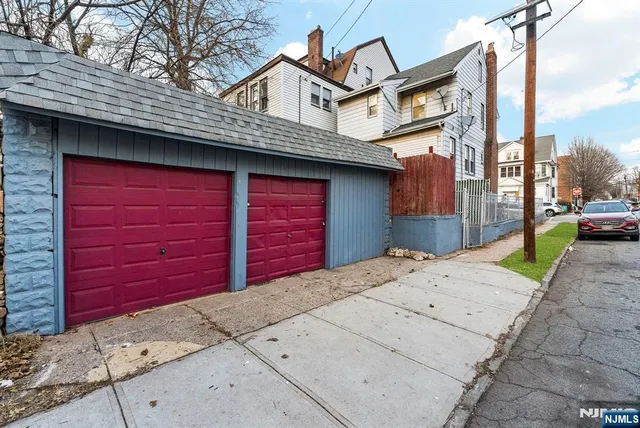 $438,888 | 130 Renner Avenue, Newark, NJ 07112