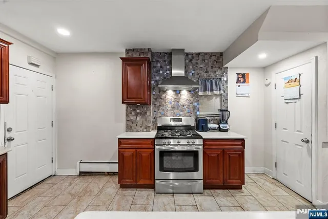 $438,888 | 130 Renner Avenue, Newark, NJ 07112