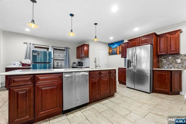 $438,888 | 130 Renner Avenue, Newark, NJ 07112