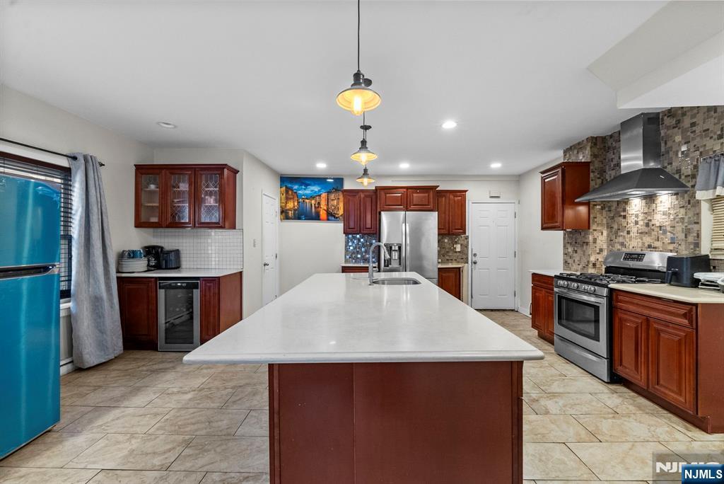 130 Renner Avenue Newark, NJ 07112 - Photo 10 of 25