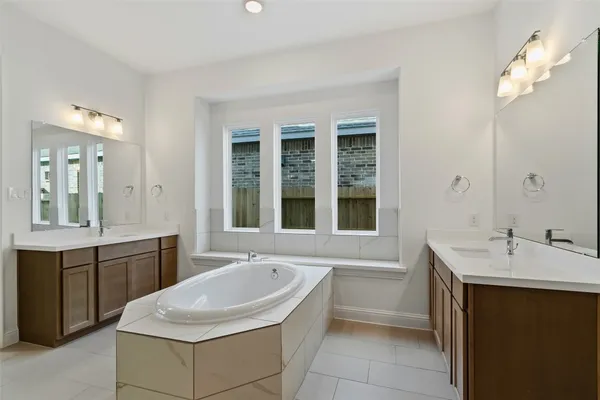 $568,990 | 339 Afton June Drive, Rosenberg, TX 77471