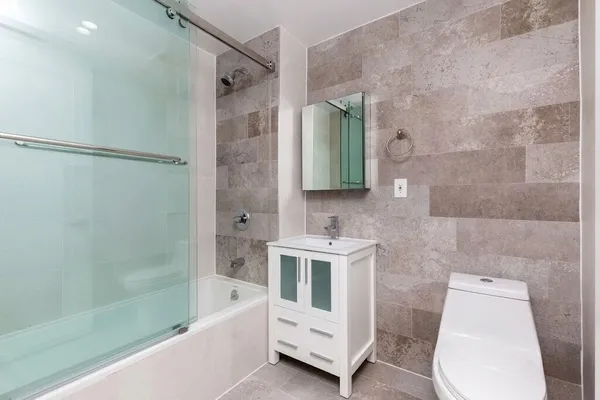 $6,995 | 800 Park Place, Unit 3R | Crown Heights