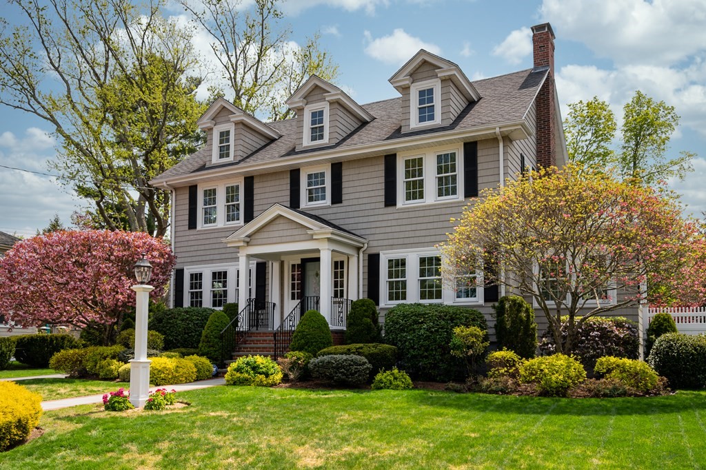 90 Meredith Circle Milton, MA 02186 - Photo 2 of 28