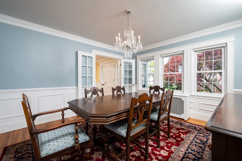 90 Meredith Circle Milton, MA 02186 - Photo 9 of 28