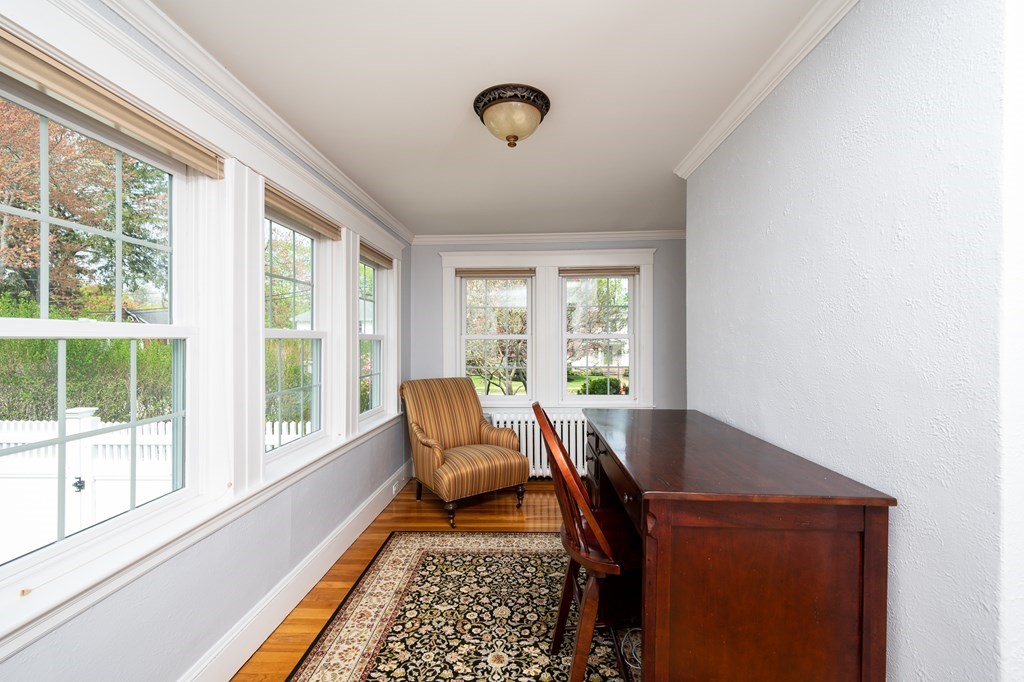 90 Meredith Circle Milton, MA 02186 - Photo 10 of 28