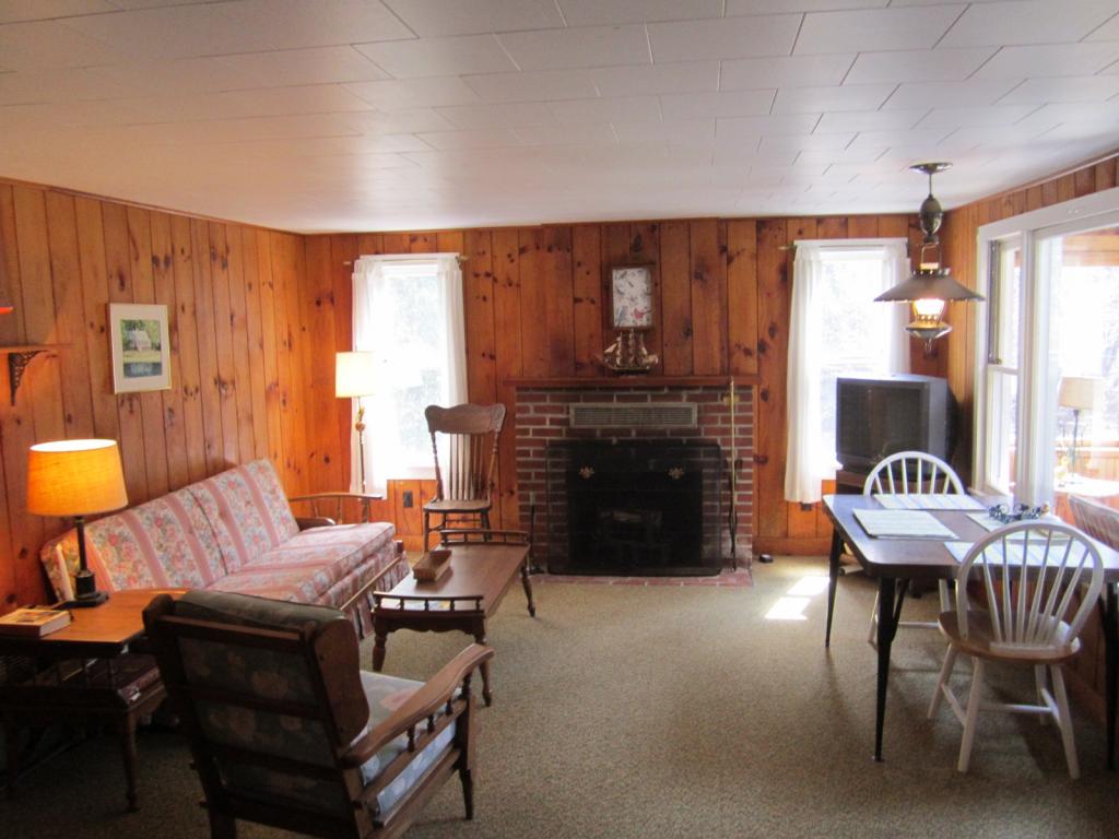 78 Murray Pond Road New London, NH 03257 - Photo 2 of 7 Gallery Image 2