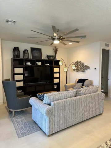 $2,980 | 11784 Southwest Hawthorne Hill Road, Port St. Lucie, FL 34987