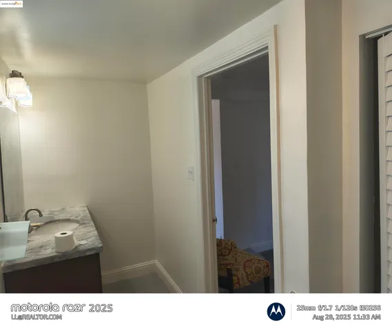 $1,994 | 2820 Linden Street, Oakland, CA 94608