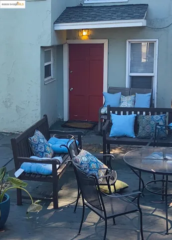 $1,994 | 2820 Linden Street, Oakland, CA 94608