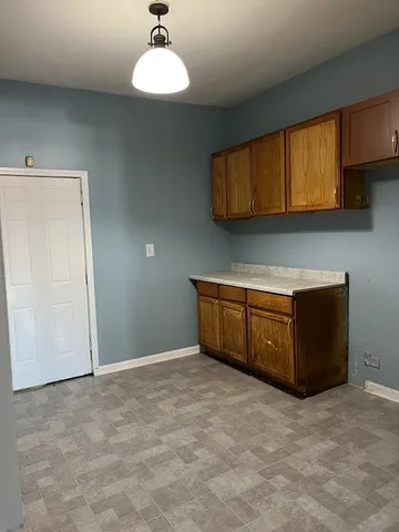 $130,000 | 8426 South Kerfoot Avenue, Chicago, IL 60620