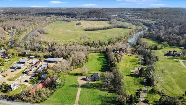 $950,000 | 169 West Kingston Springs Road, Kingston Springs, TN 37082