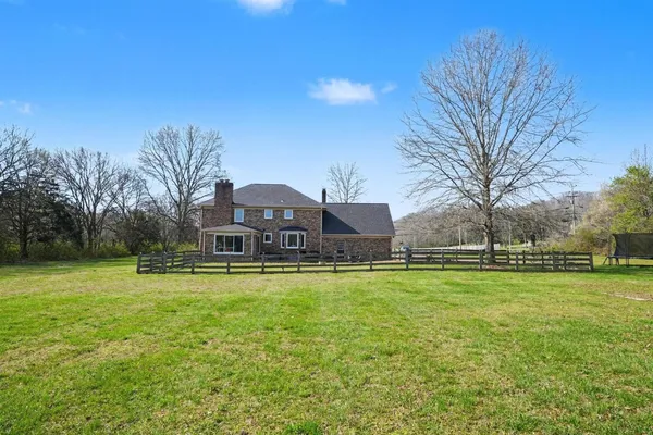 $950,000 | 169 West Kingston Springs Road, Kingston Springs, TN 37082