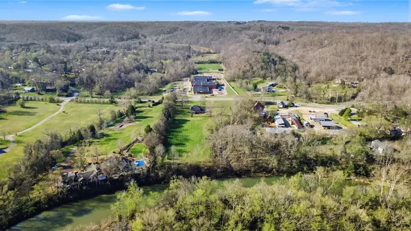 $950,000 | 169 West Kingston Springs Road, Kingston Springs, TN 37082