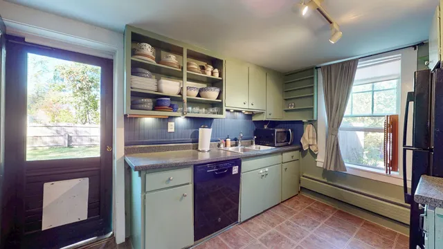 $695,000 | 30 South Street, Middlebury, VT 05753