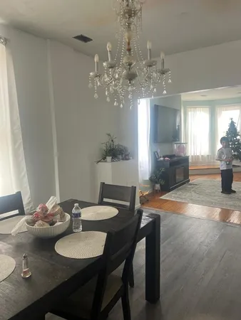 $675,000 | 4400-4402 South Honore Street, Chicago, IL 60609