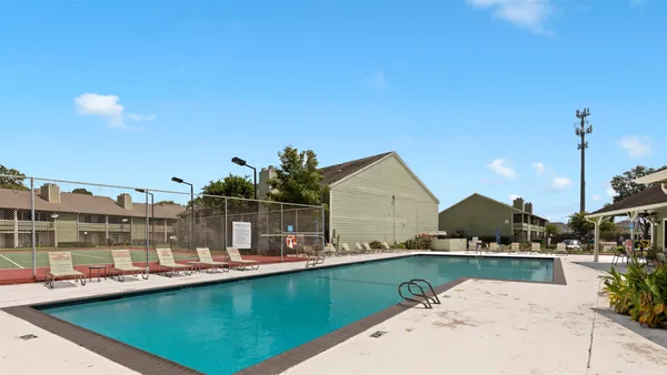 $125,000 | 14777 Wunderlich Drive, Unit 2013, Houston, TX 77069