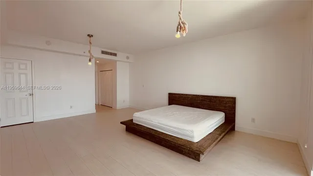 $6,200 | 400 Sunny Isles Boulevard, Unit 1906, Sunny Isles Beach, FL 33160