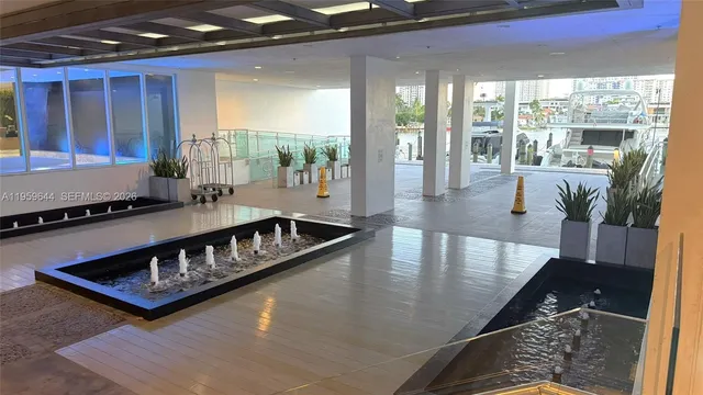 $6,200 | 400 Sunny Isles Boulevard, Unit 1906, Sunny Isles Beach, FL 33160