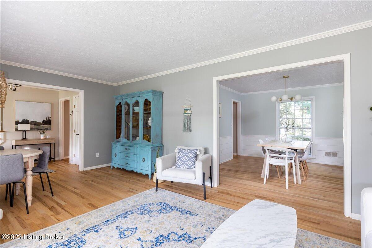 5911 Apache Road Louisville, KY 40207 - Photo 14 of 57 5911 Apache Rd