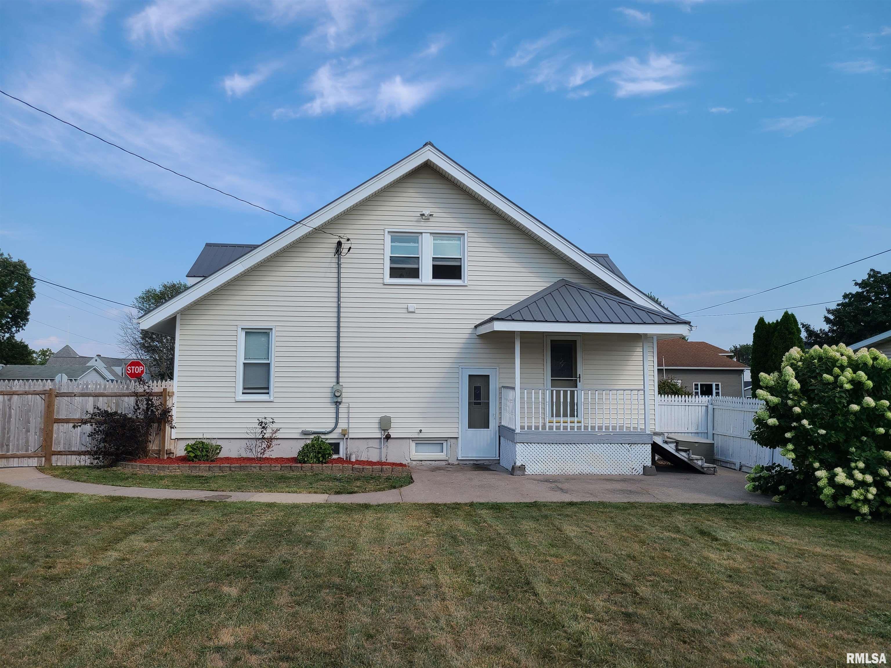 135 4th Street Bennett, IA 52721 - Photo 30 of 32 Gallery Image 30