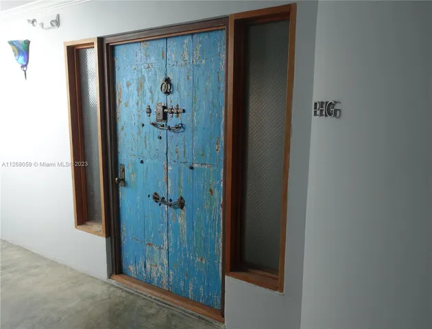 $15,000 | Miami Beach City Center, Miami Beach, FL 33139