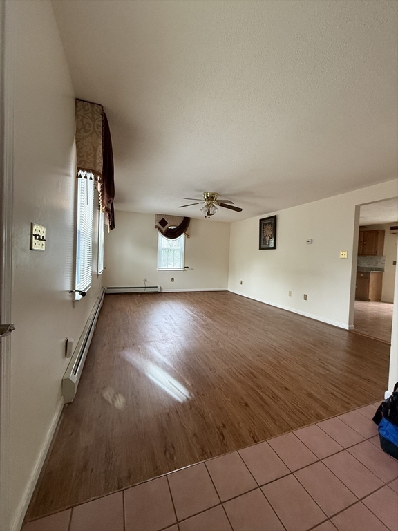23 Vincent Circle, Unit 23 Worcester, MA 01604 - Photo 3 of 22