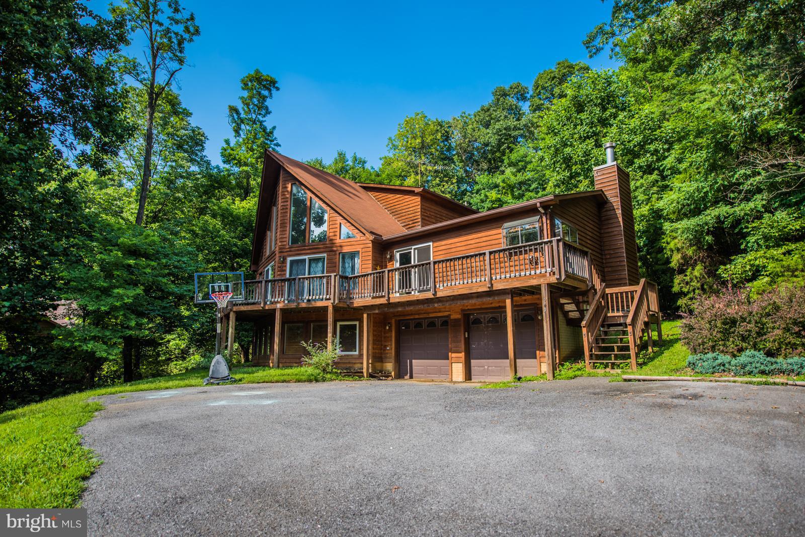 549 High Knob Road Front Royal, VA 22630 - Photo 2 of 30 Exterior (Front)