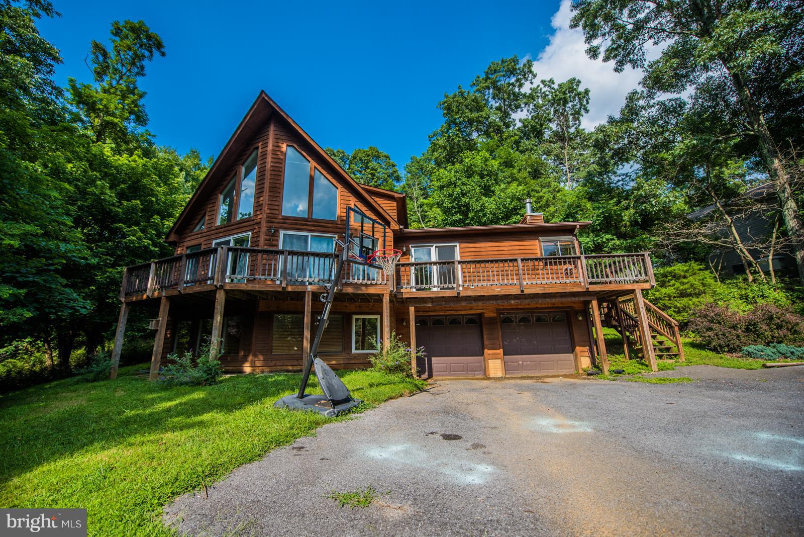 549 High Knob Road Front Royal, VA 22630 - Photo 3 of 30 Exterior (Front)