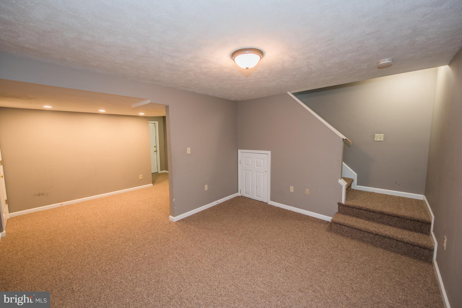 549 High Knob Road Front Royal, VA 22630 - Photo 24 of 30 Family Room