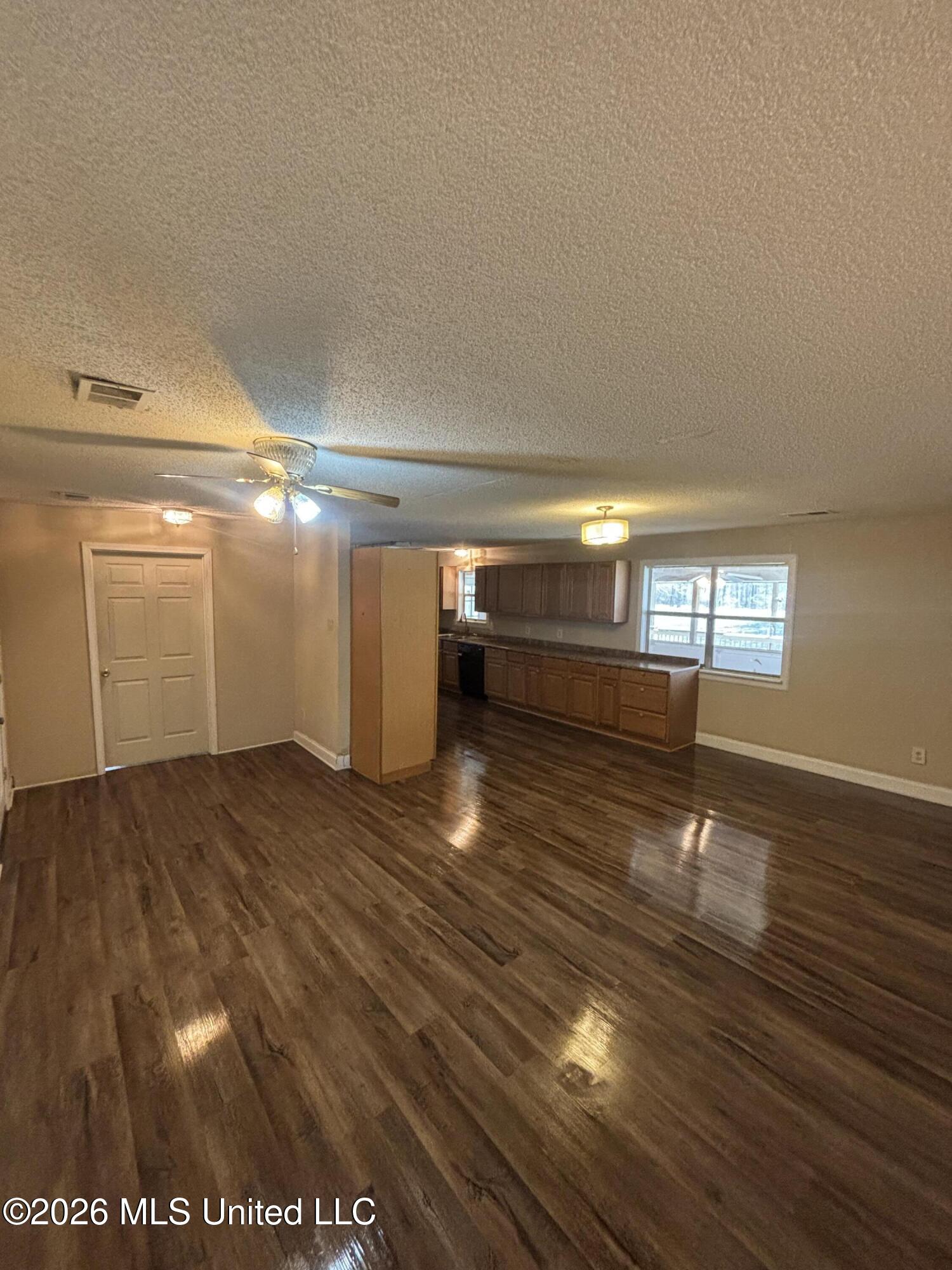 211 Oak Road Byhalia, MS 38611 - Photo 18 of 49 1-6.5