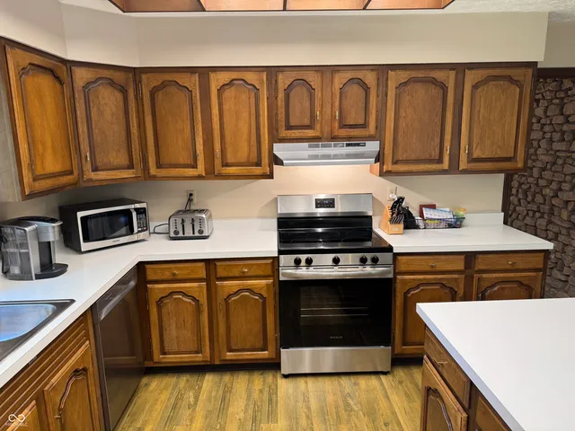 $875,000 | 9103 Sargent Road, Indianapolis, IN 46256