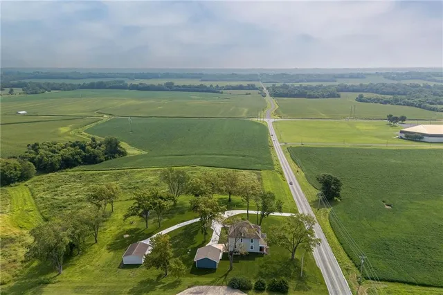 $599,000 | 5201 Cook Road, St. Joseph, MO 64505