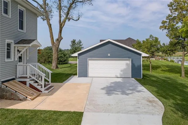$584,000 | 5201 Cook Road, St. Joseph, MO 64505