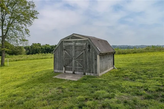 $599,000 | 5201 Cook Road, St. Joseph, MO 64505