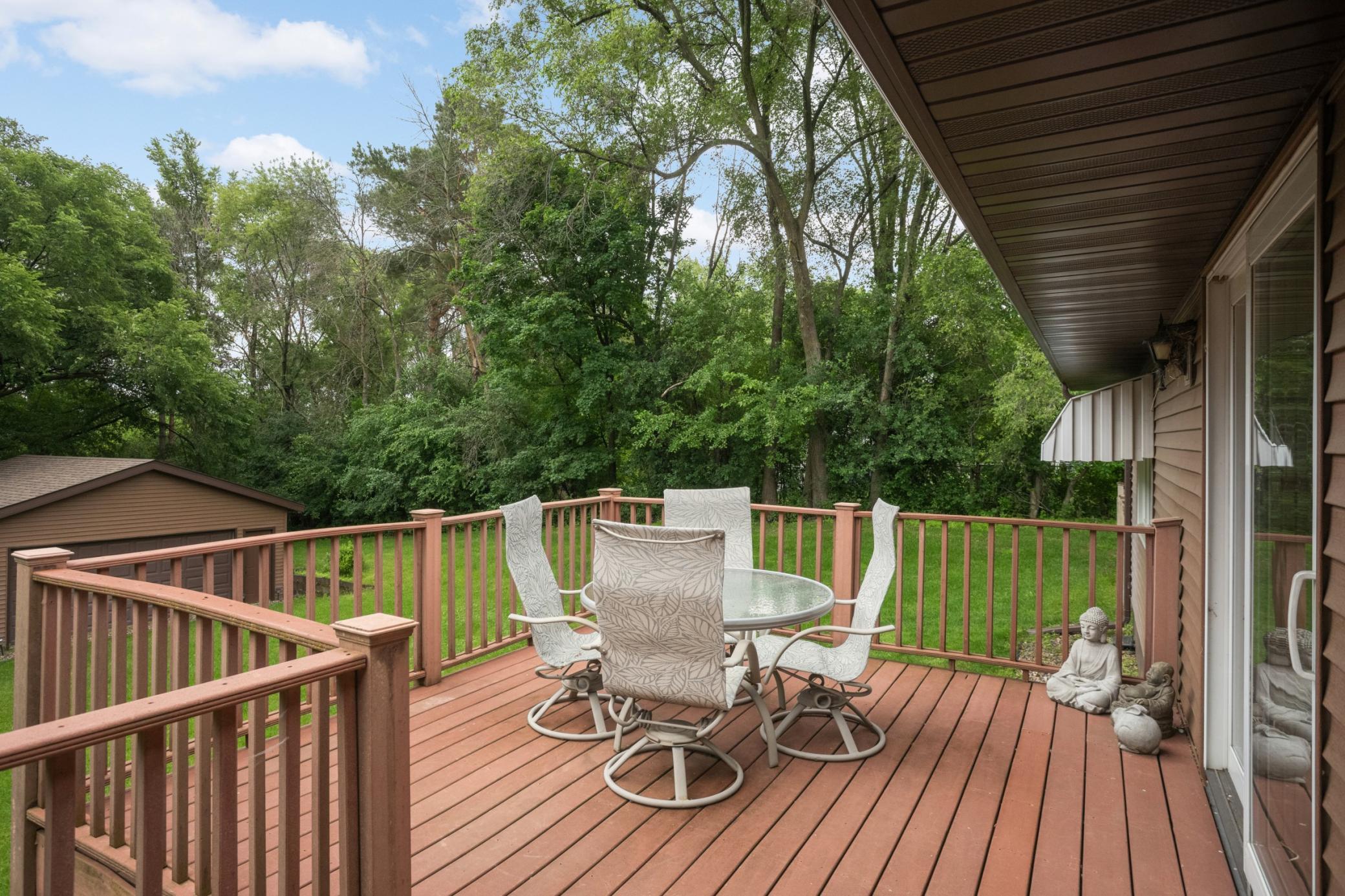 5139 Woodhill Road Minnetonka, MN 55345 - Photo 7 of 41