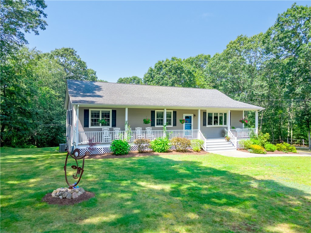 15 Pound Road Westerly, RI 02891 - Photo 3 of 40