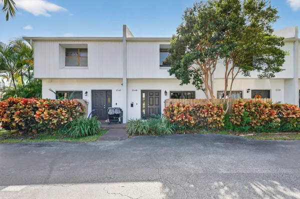 $390,000 | 2140 Northeast 44th Street, Lighthouse Point, FL 33064
