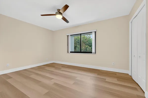 $390,000 | 2140 Northeast 44th Street, Lighthouse Point, FL 33064